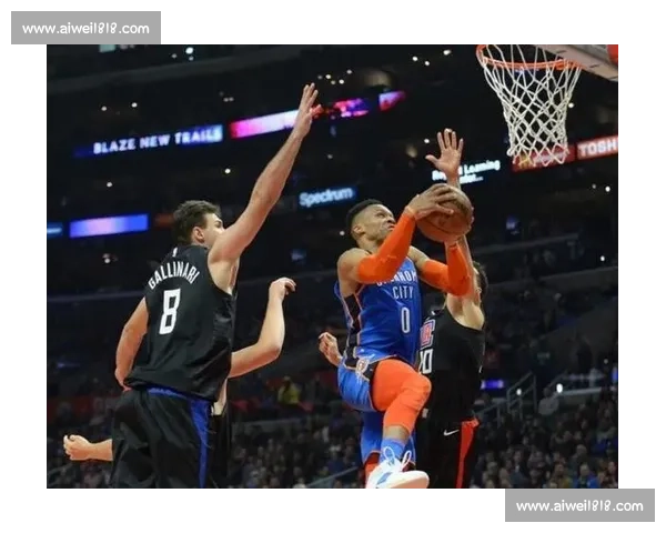 火箭队对阵雷霆队激战正酣 季后赛生死战精彩直播全程回放