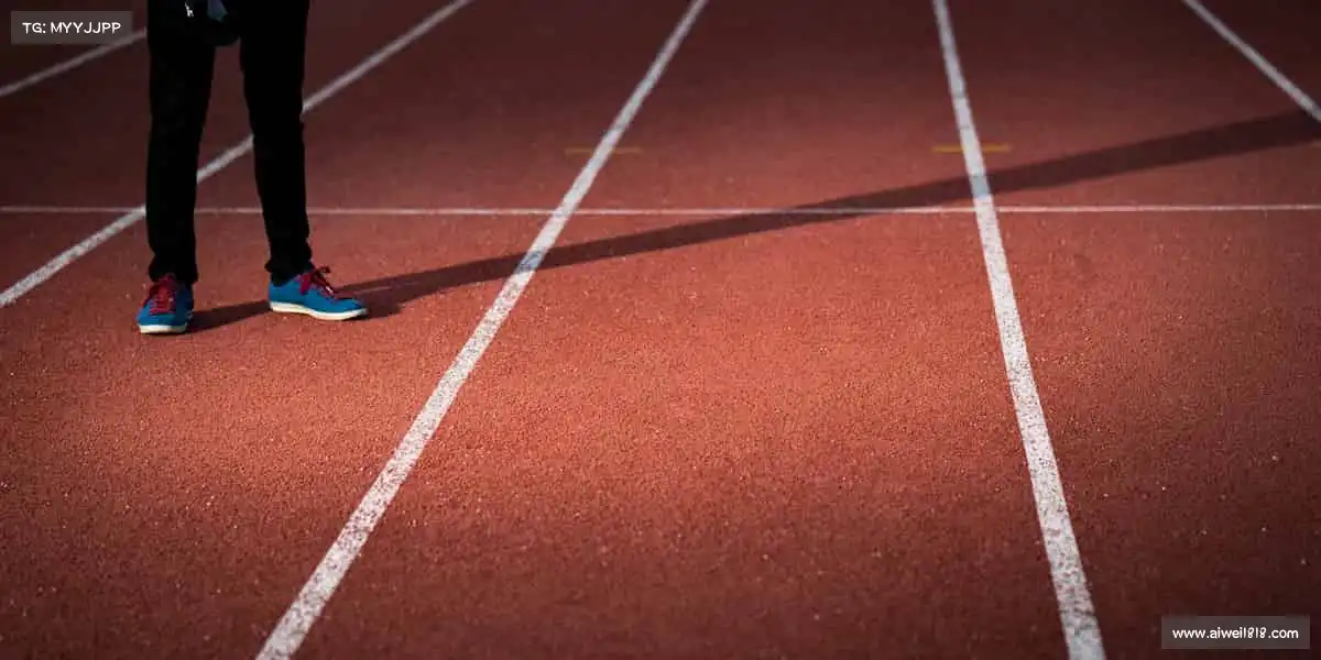 milan米兰🏊【破浪前行】在水中沉浮，更在人生中掌控方向！